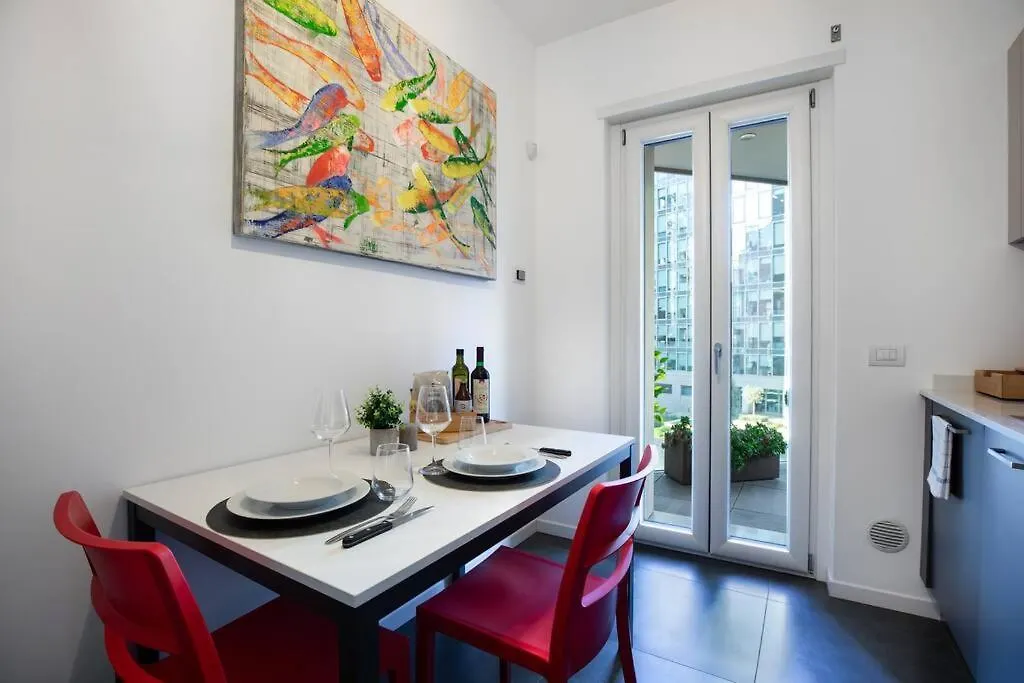 Milano Centrale - Comfort Suite Con Terrazza 0*, Milan